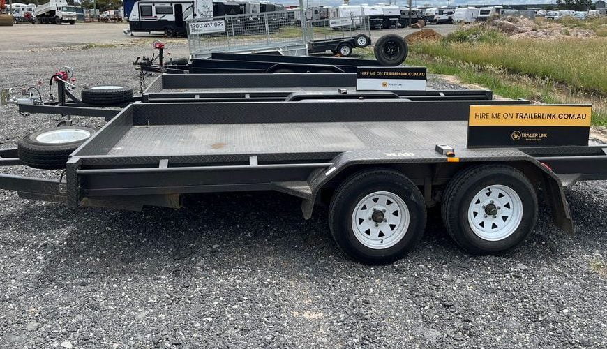 10 Safety Tips when Towing a Car Trailer